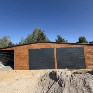 Garaż blaszany 12x6 m z wiatą ażurową 3x6 m PREMIUM – Złoty Dąb / Grafit - obrazek 4